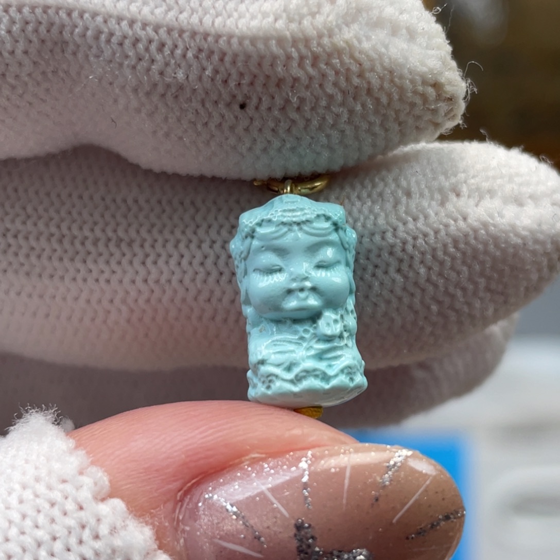 绿松石未镶嵌挂件