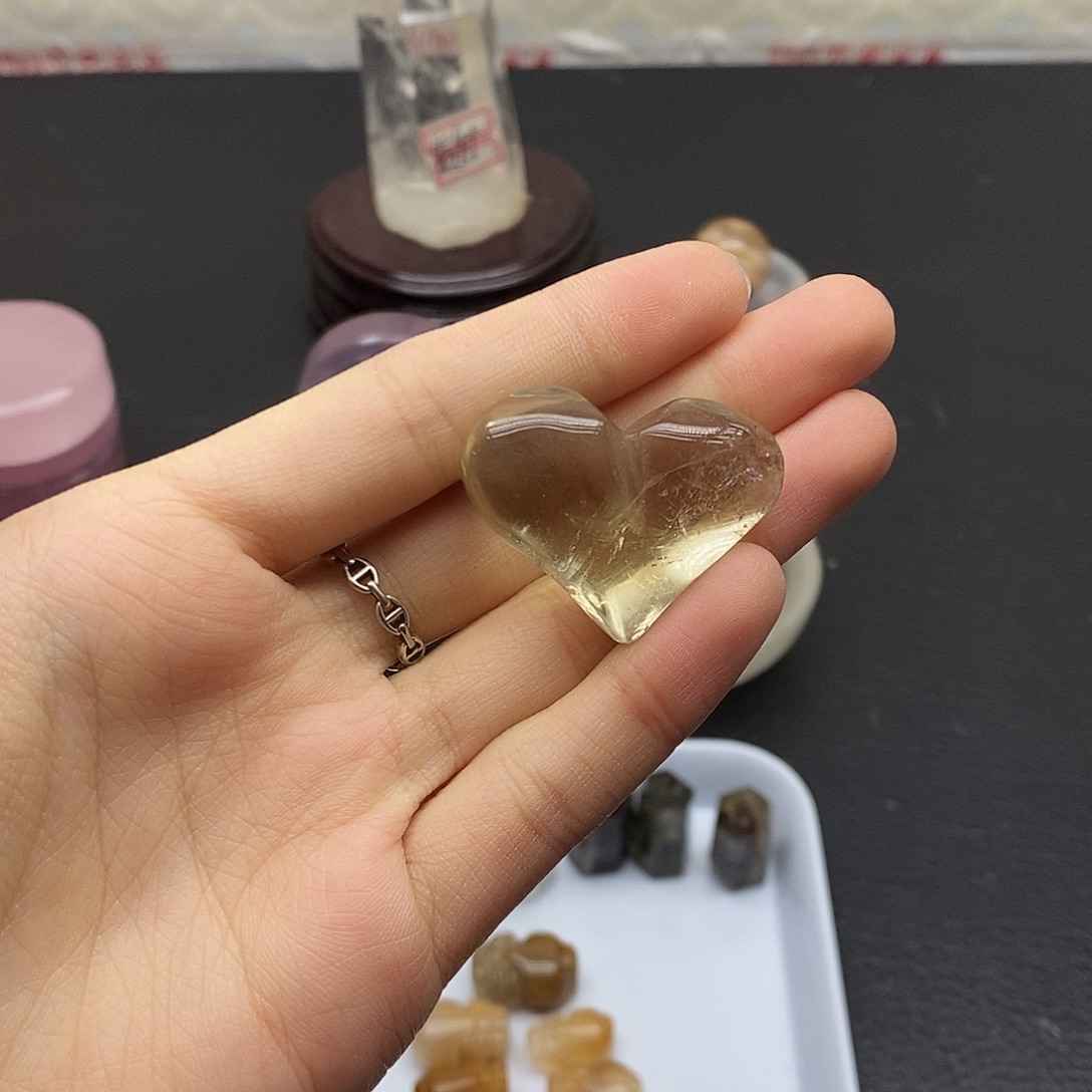 未镶嵌水晶珠宝半成品3水晶石