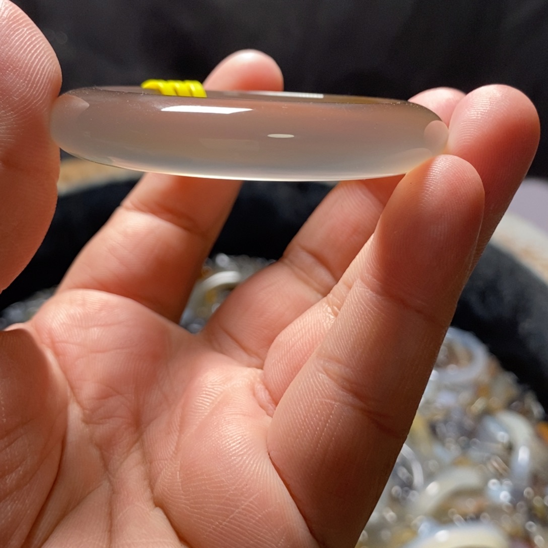 t***7玛瑙/玉髓未镶嵌手镯