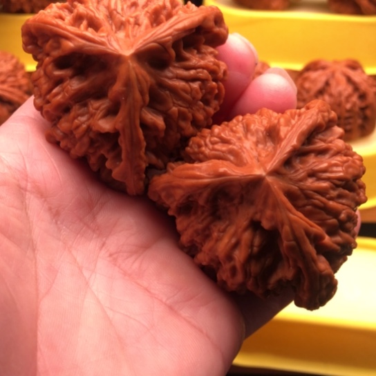 随***欲吊坠文玩核桃核桃