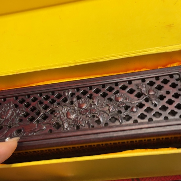 马***。端景台紫檀木类木