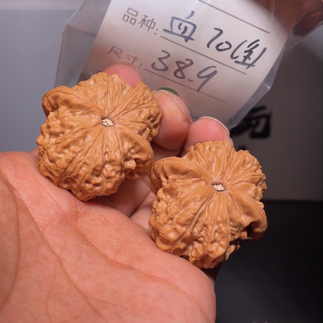 文玩核桃吊坠文玩核桃