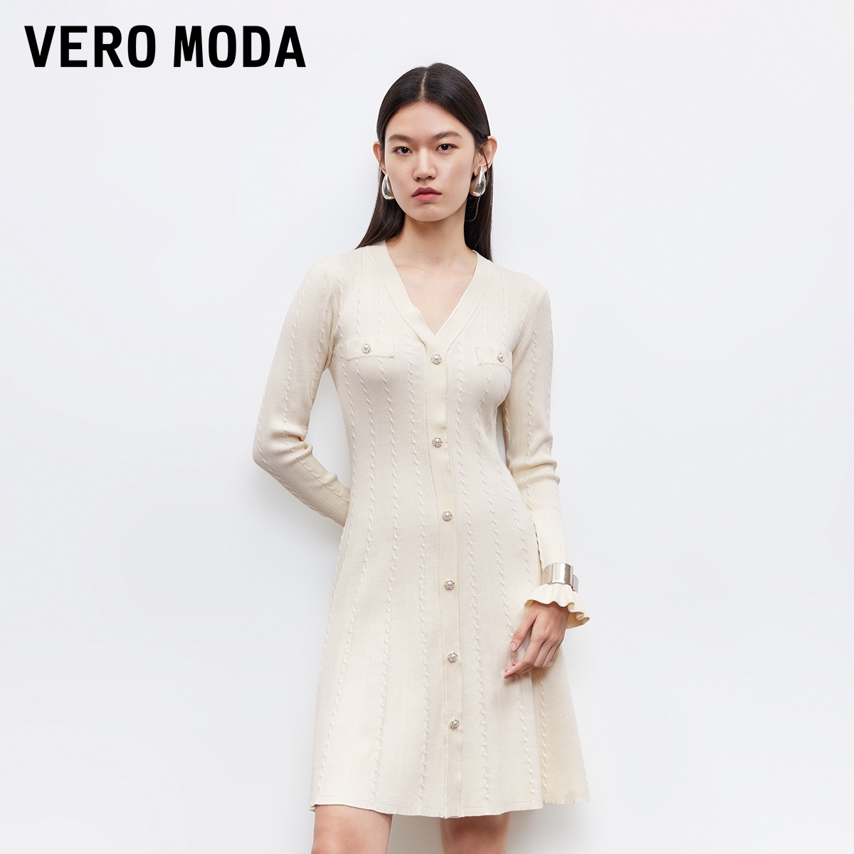 Vero Moda连衣裙2025秋冬新款修身显瘦A字荷叶边针织裙浪漫时尚