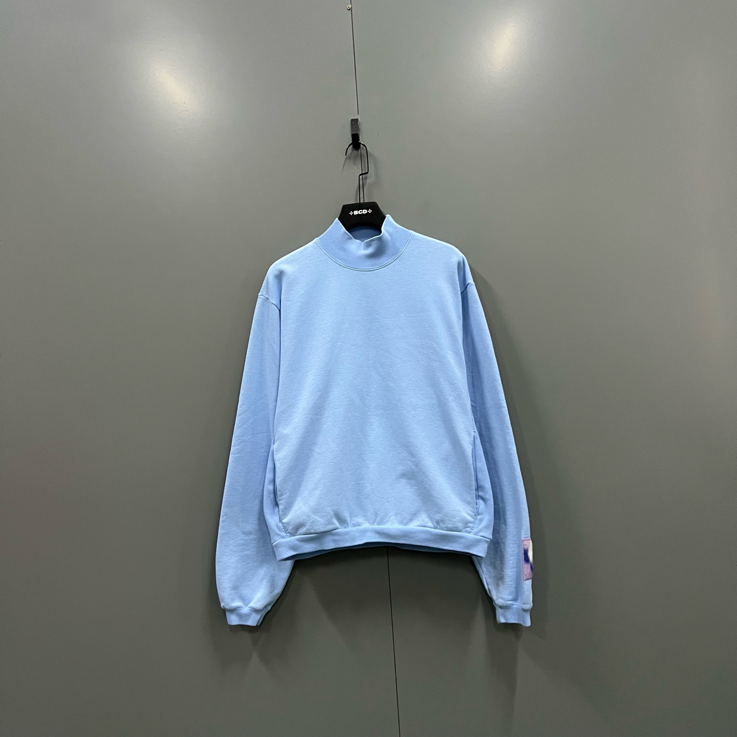 未使用 DIOR/迪奥 j30 迪奥 蓝色贴标logo高领卫衣 L 103218