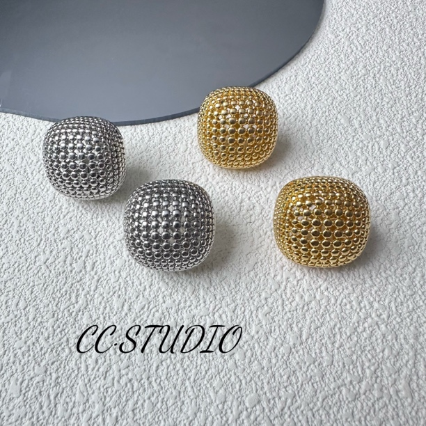 铜合金耳饰 高级气质镂空豆豆耳钉