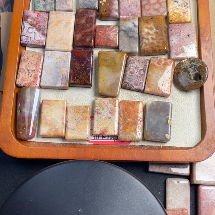 合金珠宝奇石硅化玉爱****?321