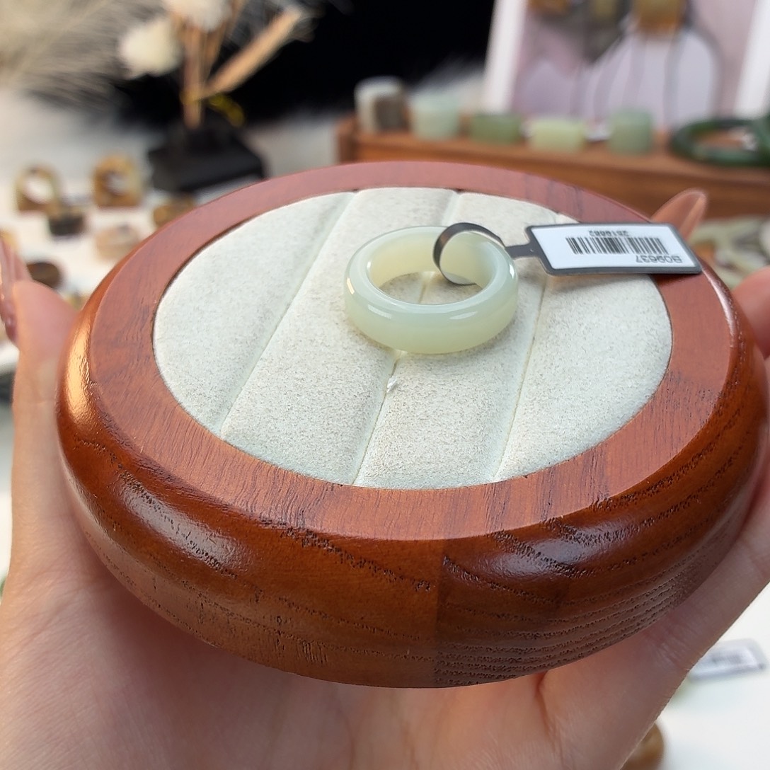 和田玉未镶嵌戒指晴水窄圆切17.18j28