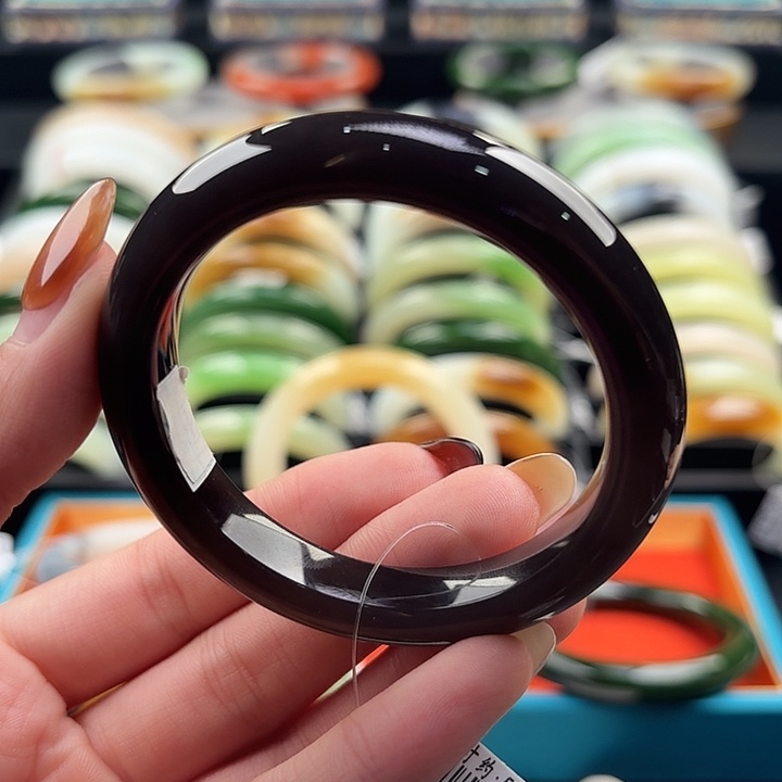 未镶嵌手镯和田玉52.3