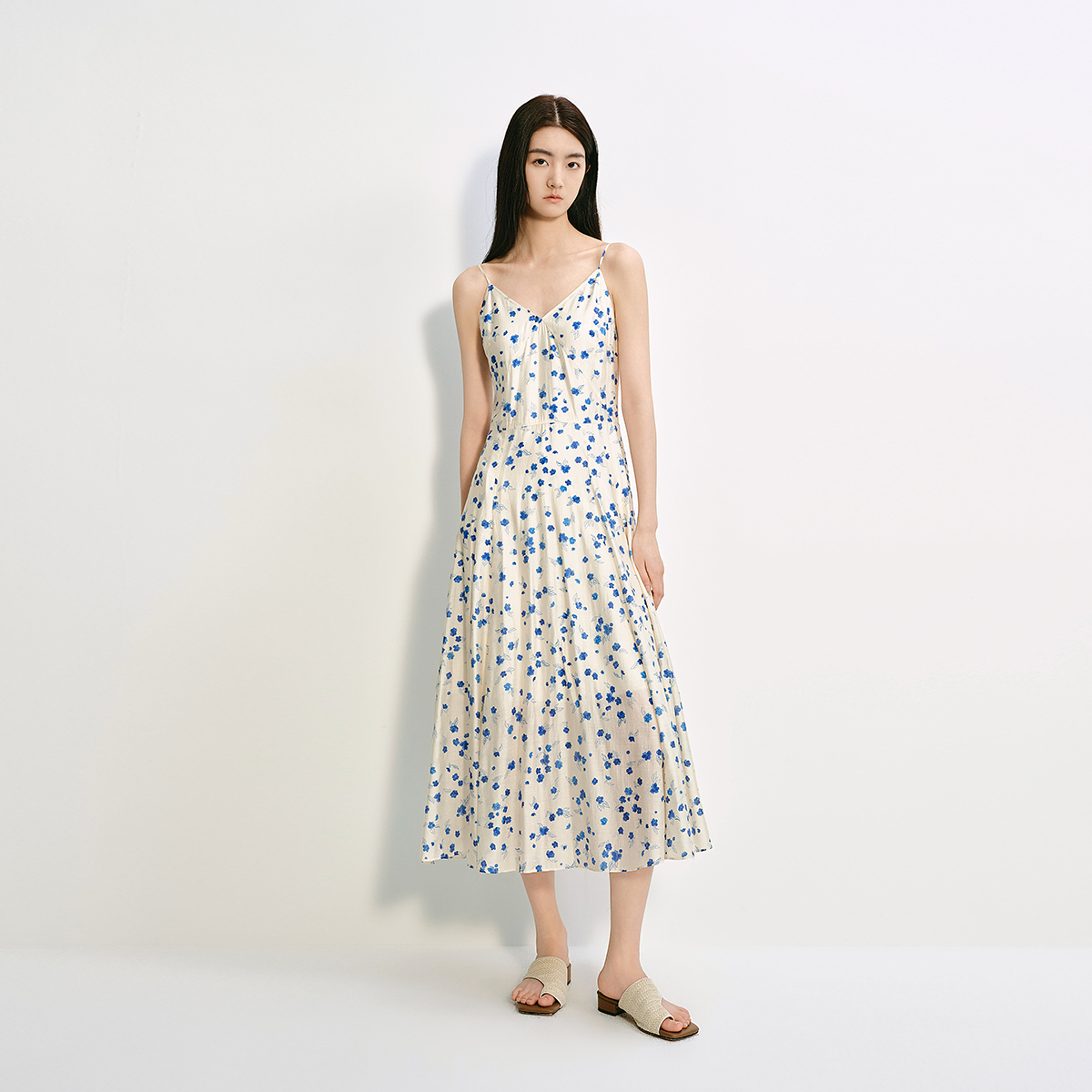 085320【丽公主】欧时力碎花V领吊带连衣裙中长法式度假裙气质25