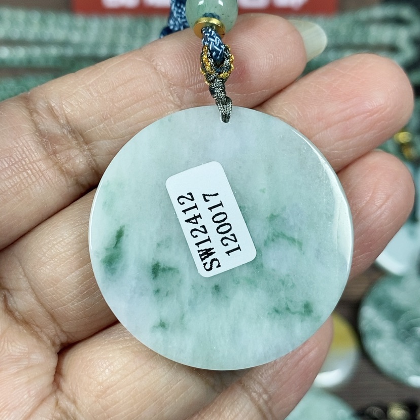 【闪购商品】翡翠颈饰未镶嵌玉吊坠翡翠玉无事牌小款