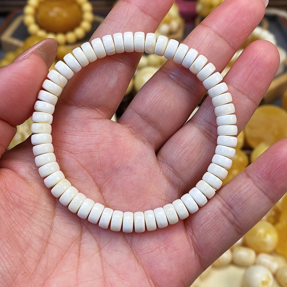 【闪购商品】蜜蜡裸石未镶嵌6.6➕