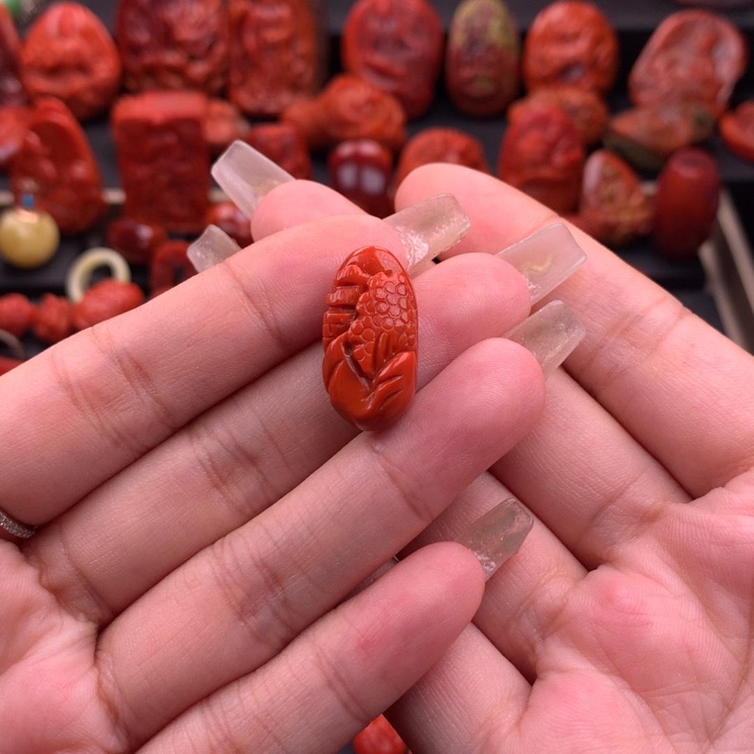 南红玛瑙南红川料山水吊坠11.9mm未镶嵌