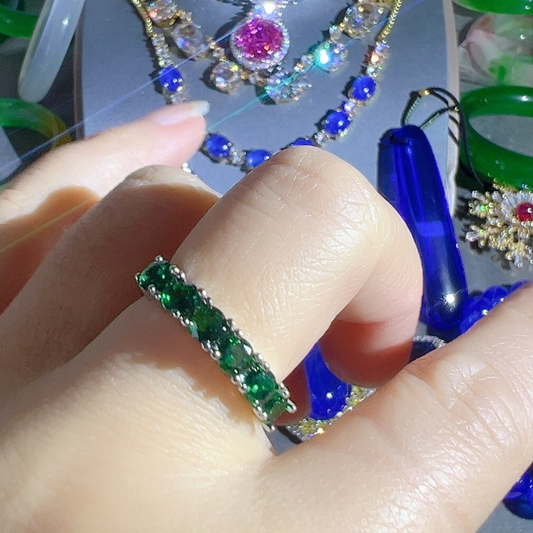 花岗石钨合金红色蓝色大宝贝