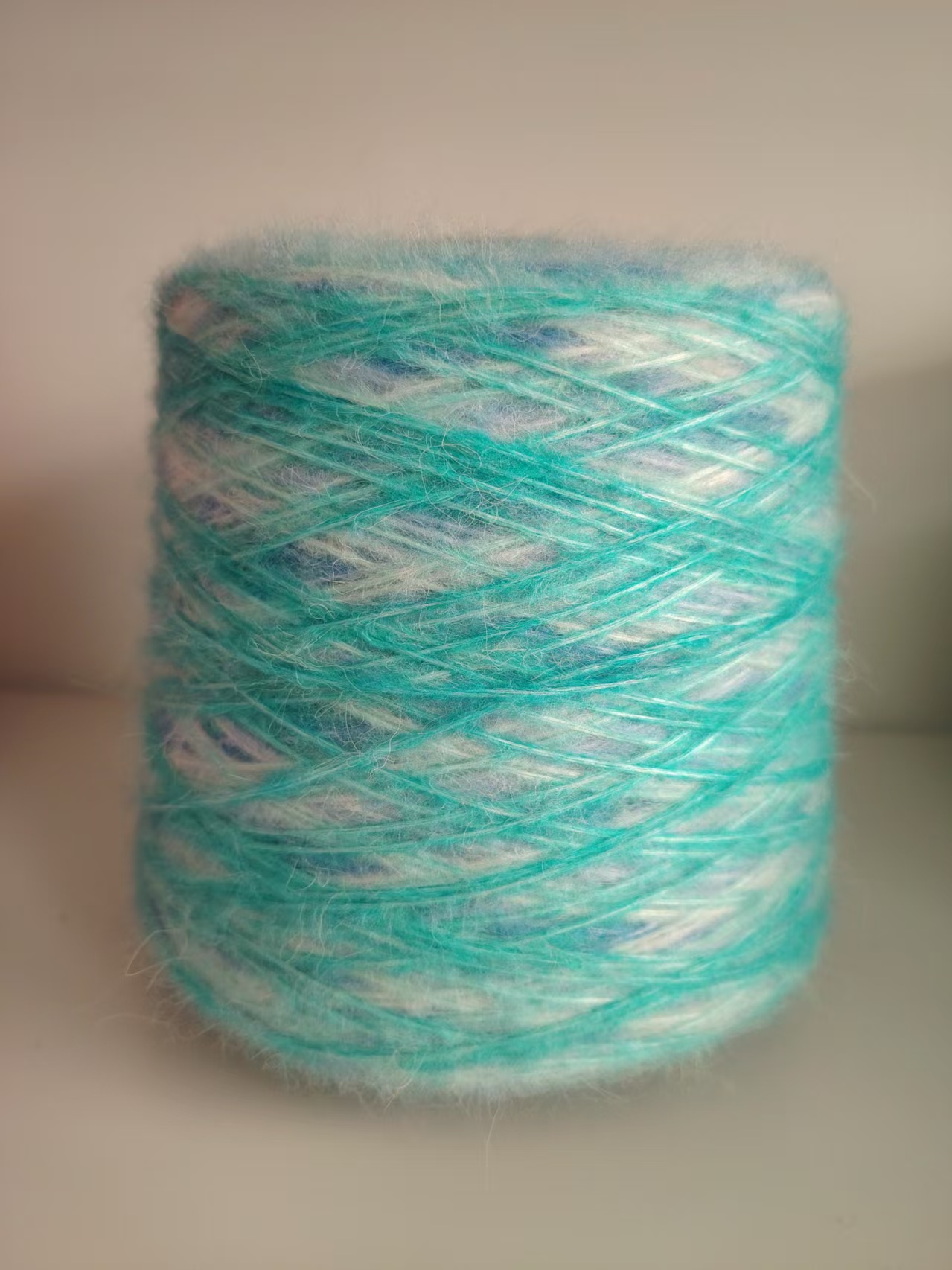 B02-B509DIY手工编毛线毛衣斗篷开衫毯子披肩渐变段染喷毛马海毛 