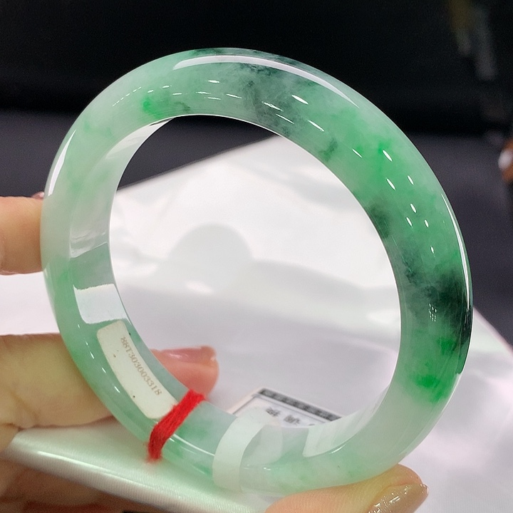 翡翠手镯未镶嵌正圈58