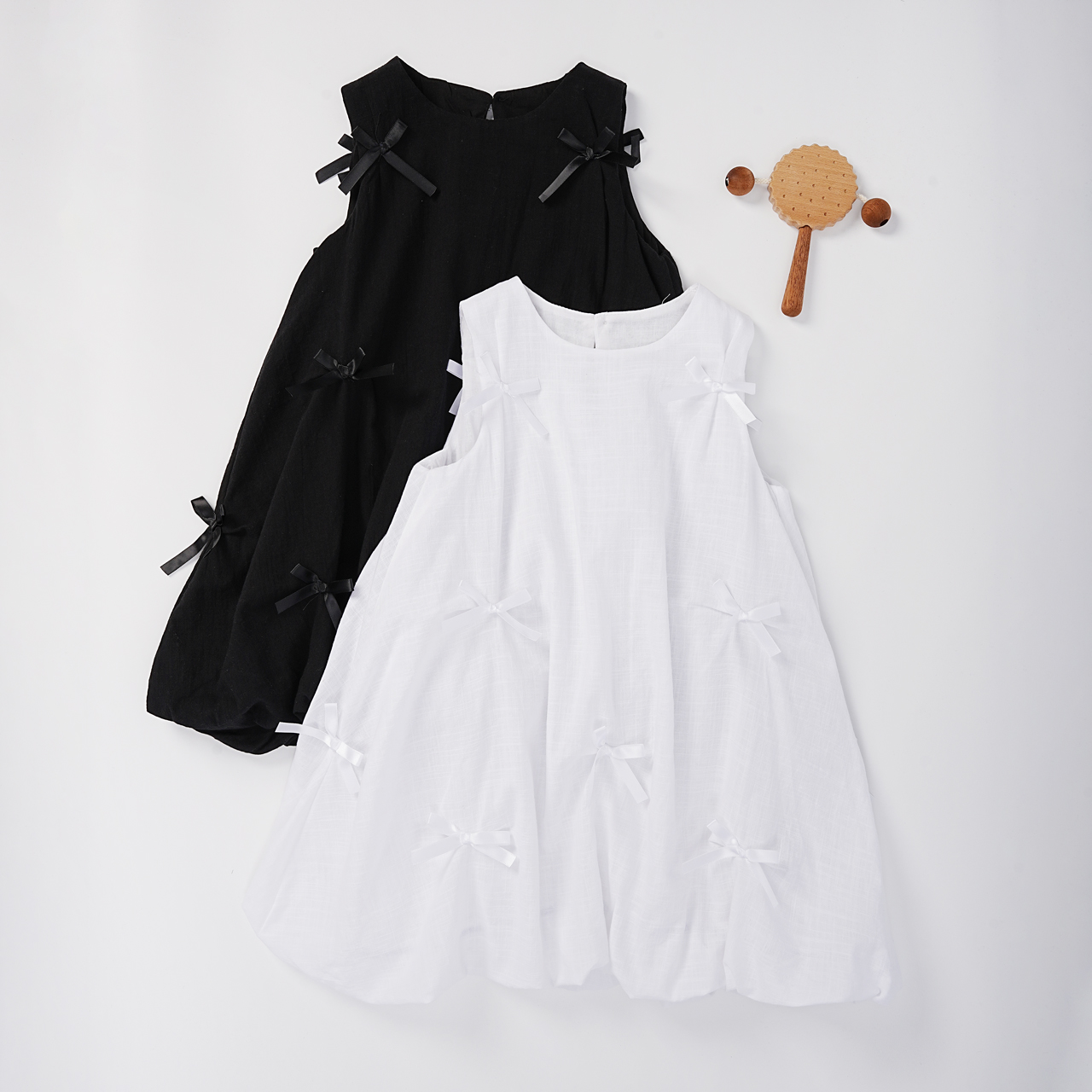 儿童时尚百搭休闲宽松连衣裙夏季纯色甜美气质无袖荷叶边女童白色