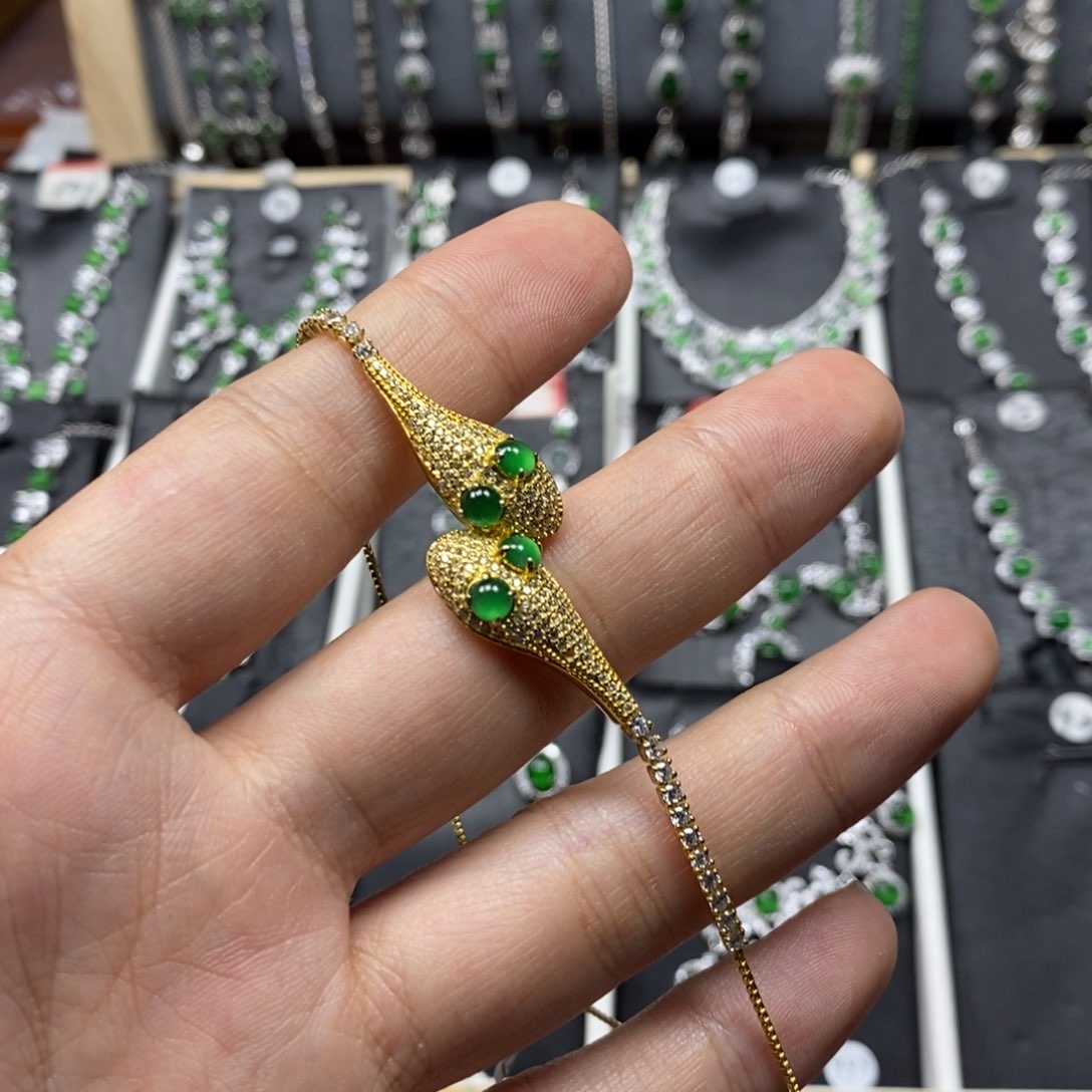 翡翠颈饰银S925镶嵌蛇翡翠手链