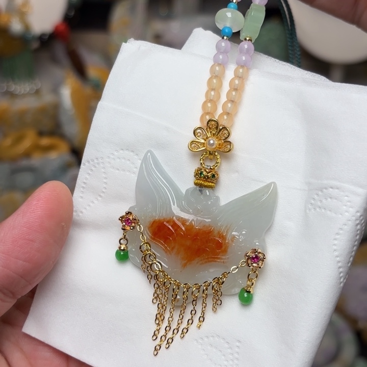 颈饰未镶嵌翡翠吊坠