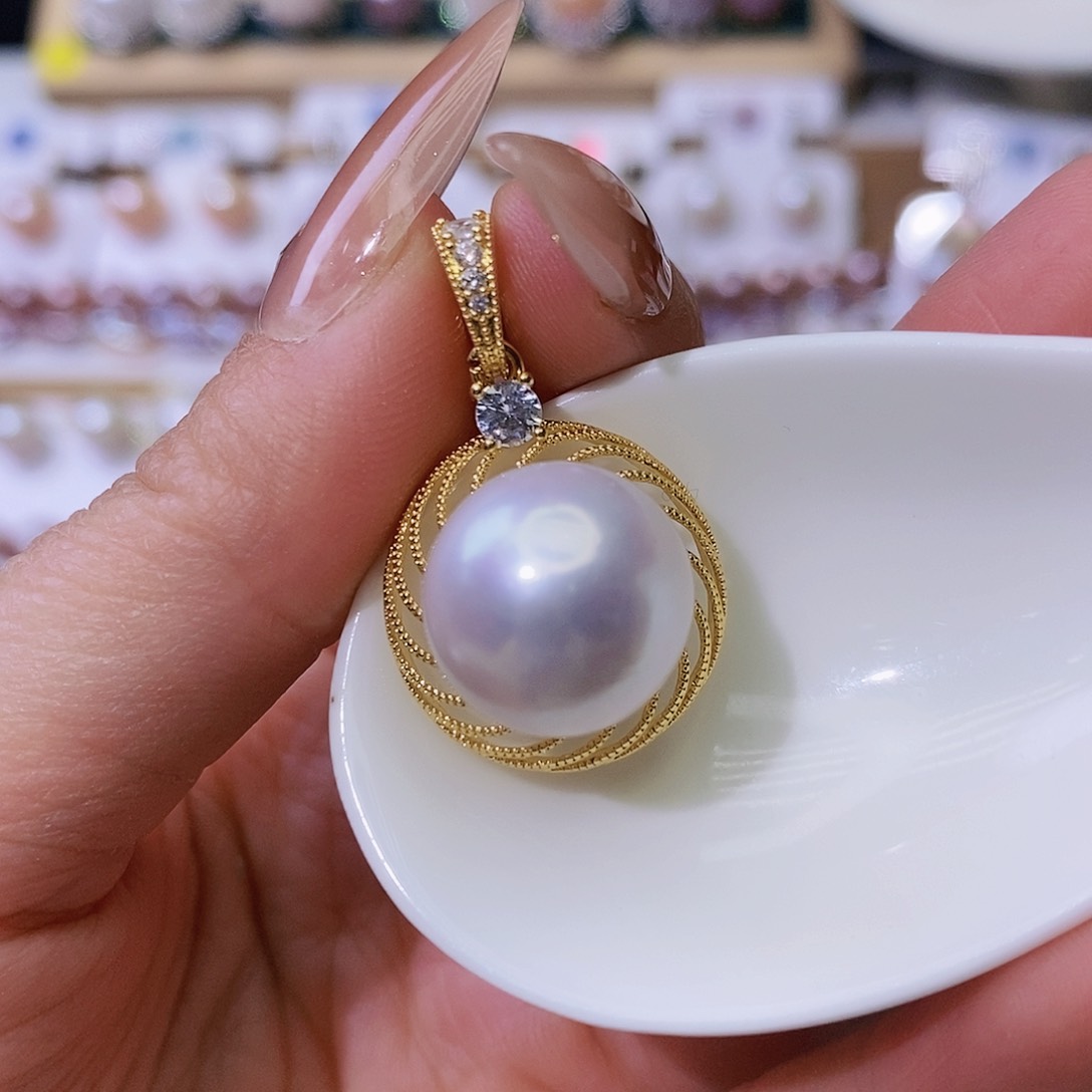 淡水珍珠颈饰合金