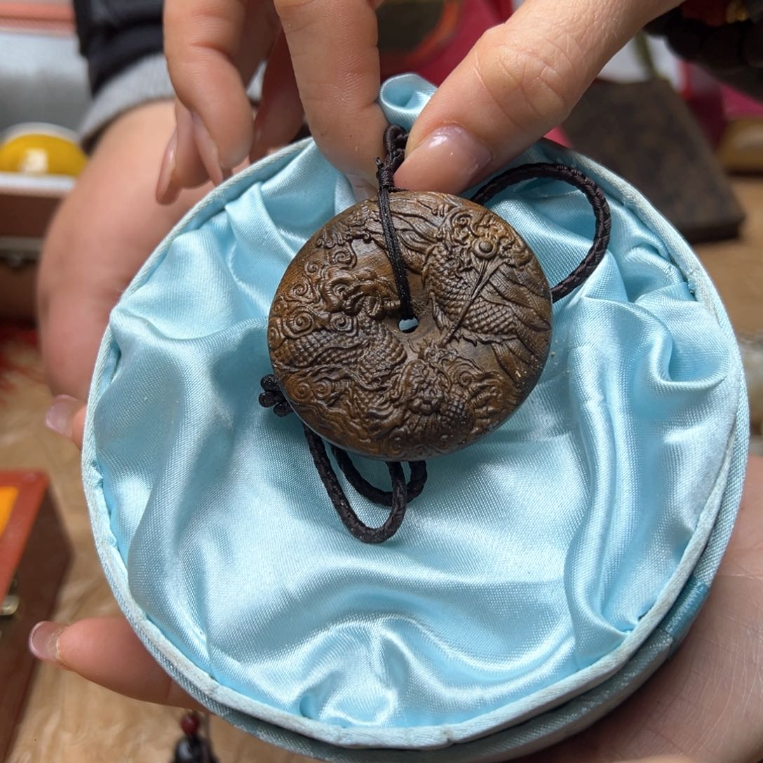 滴血莲花菩提吊坠