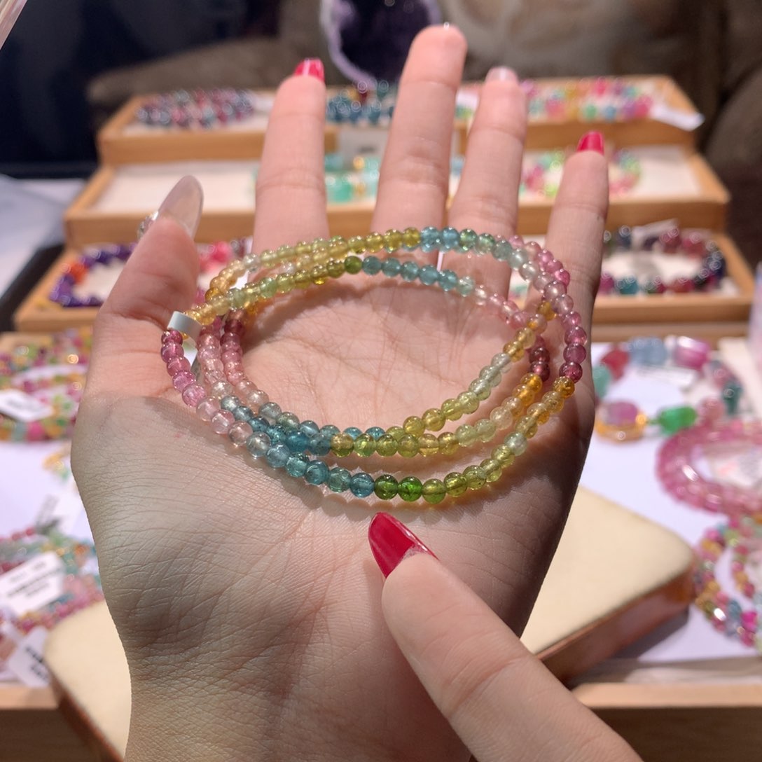 未镶嵌多样性发货其一碧玺