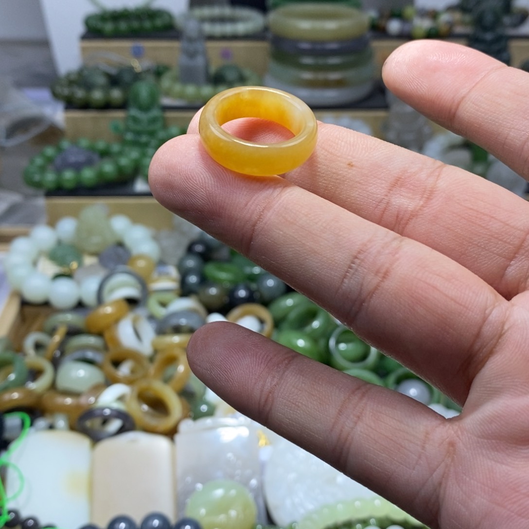 和田玉手链未镶嵌且***惜