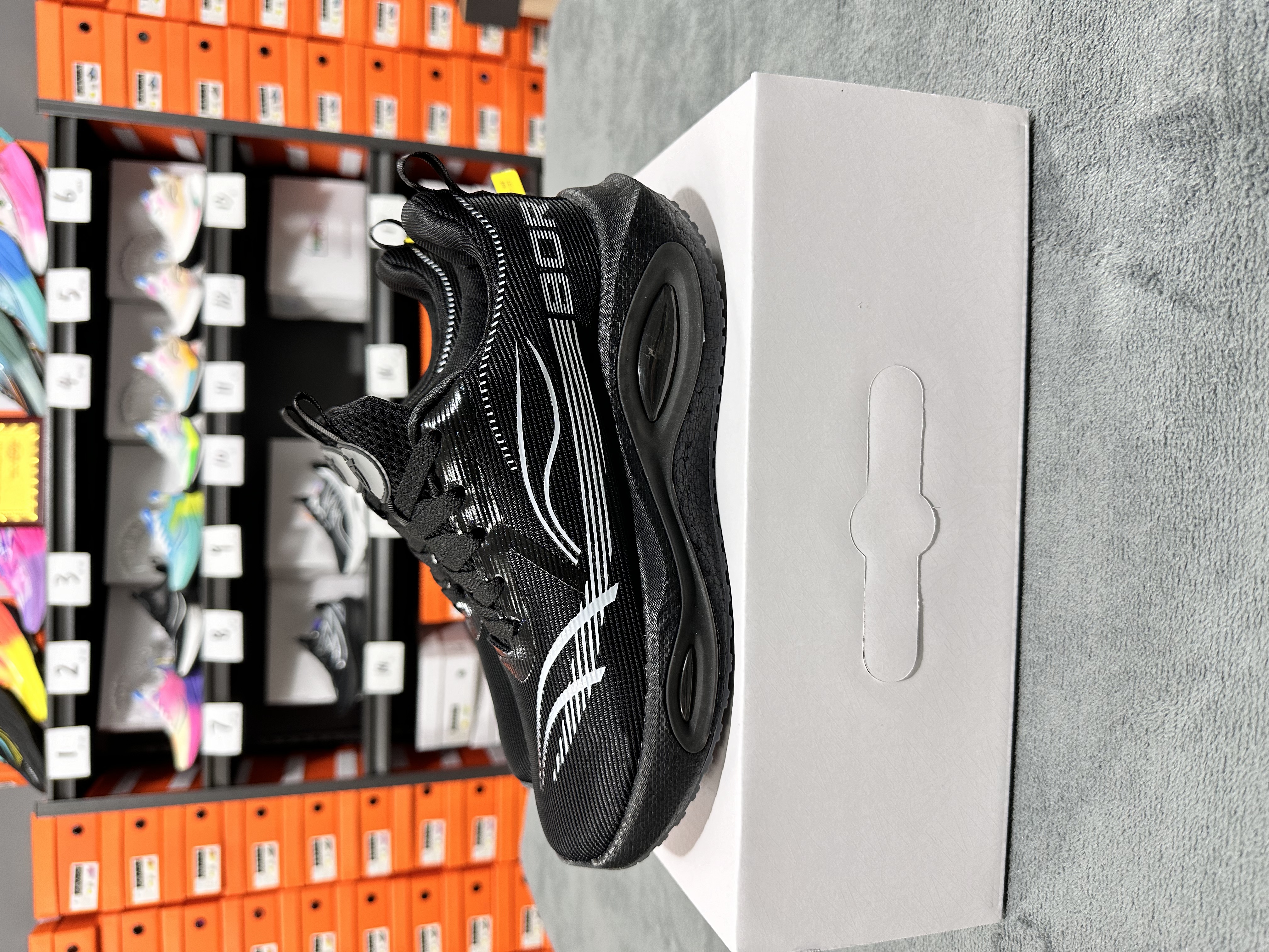 秋冬款加绒加厚款爆米花时尚运动跑步鞋男款冬款潮百搭流碳板跑鞋