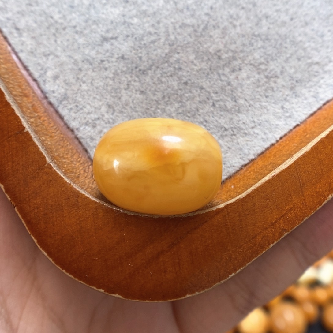 未镶嵌蜜蜡裸石M***y蜜蜡裸珠