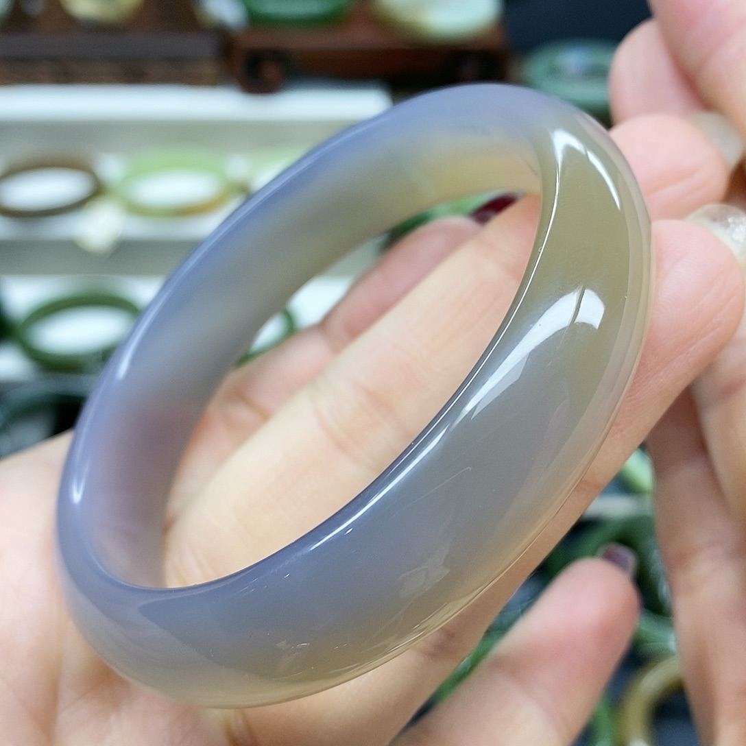 【闪购商品】玛瑙/玉髓手镯未镶嵌