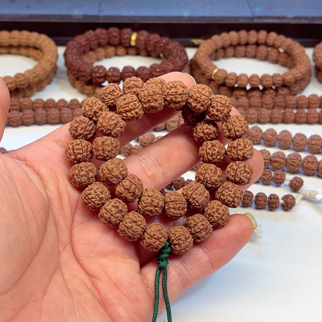 金刚菩提手串天价蜂王