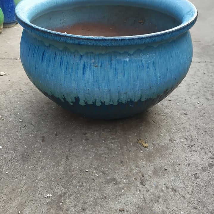 红陶口30高18瑕疵