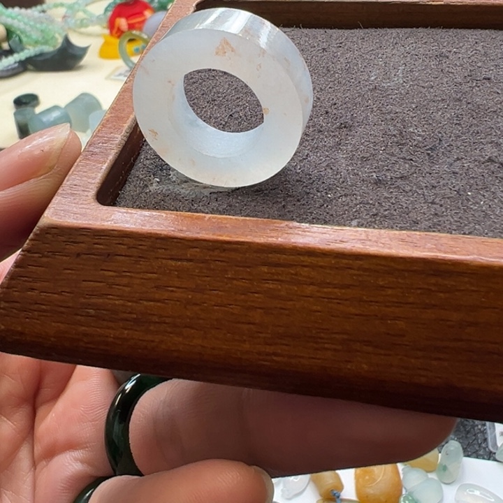 定制翡翠未镶嵌翡翠