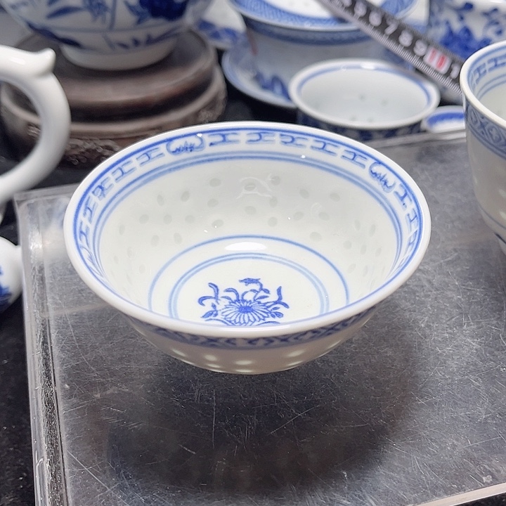 碗青花玲珑玩玉小茶碗