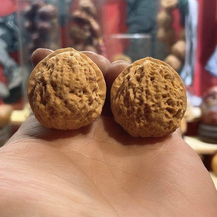 文玩核桃把件云铁9