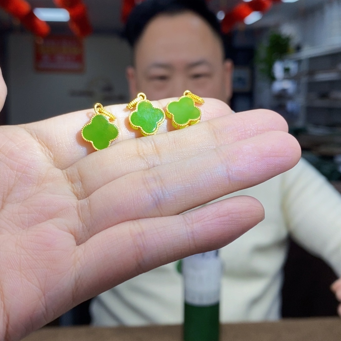 和田玉颈饰银S925镶嵌拍一发一，多样性发货