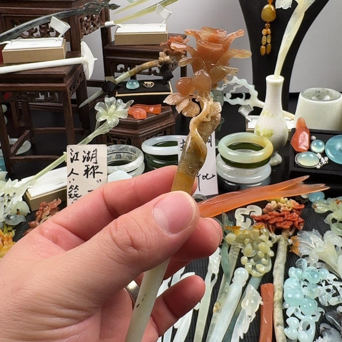 蛇纹石玉未镶嵌发饰