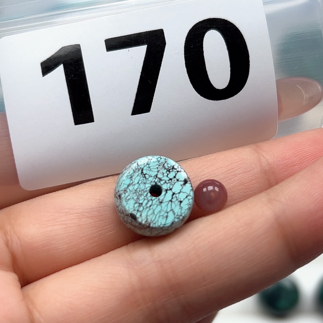 南红玛瑙颈饰未镶嵌