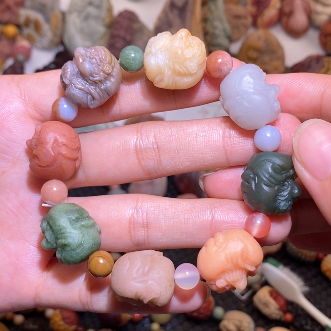 石英质玉（阿拉善玉）手链未镶嵌