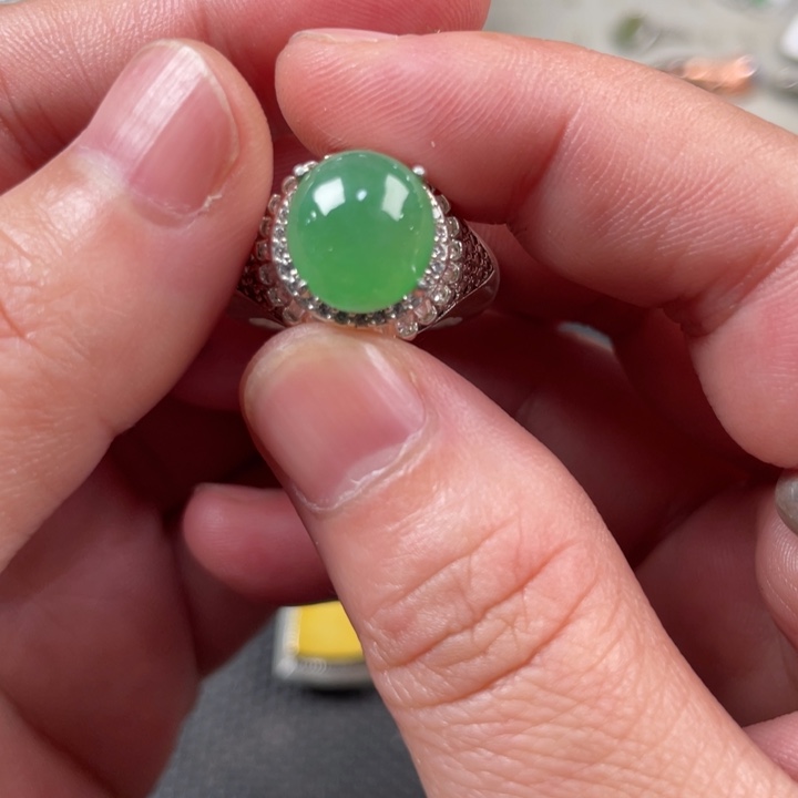 翡翠未镶嵌戒指缅甸天然翡翠