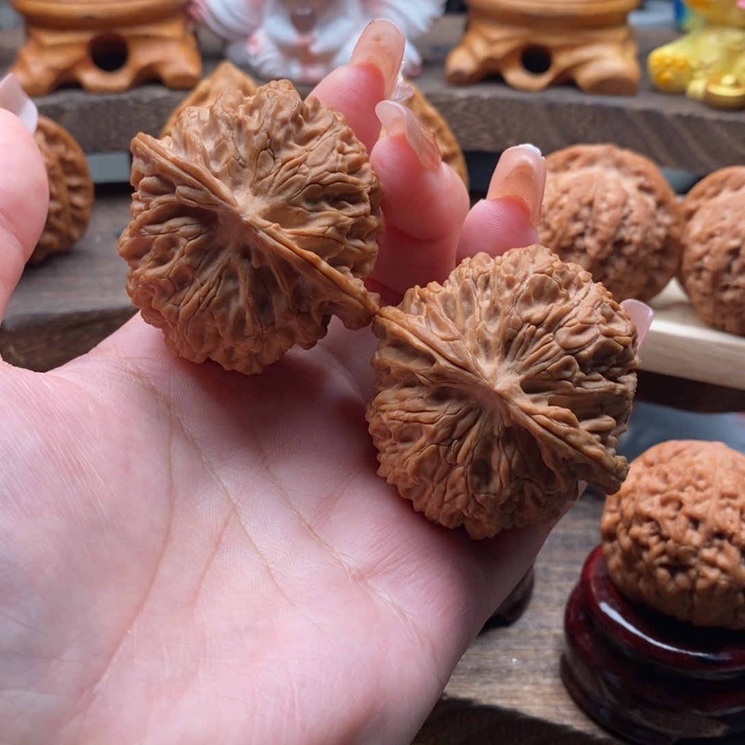 吊坠文玩核桃45全品苹果园