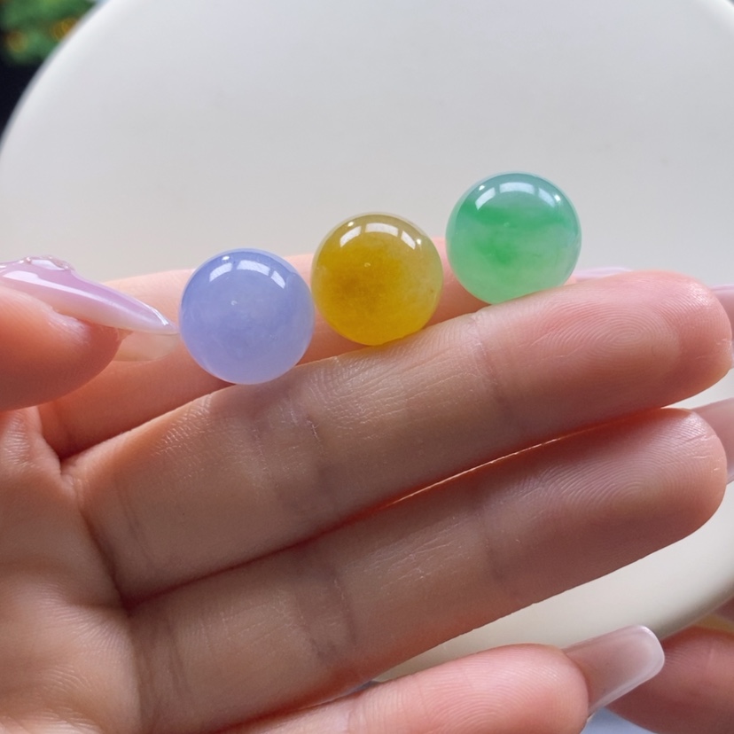 【闪购商品】翡翠颈饰未镶嵌翡翠浓彩色珠