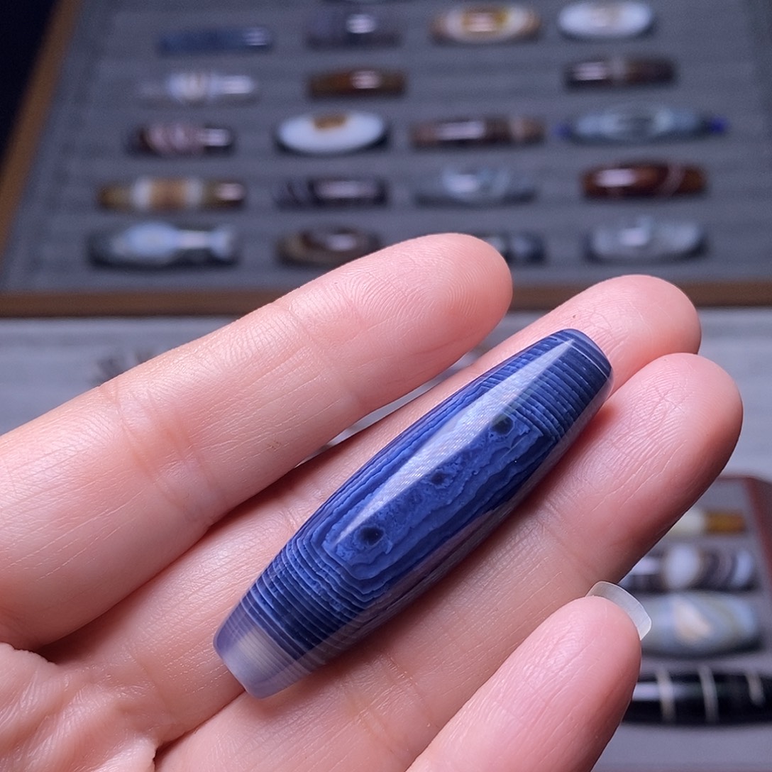 大***扬玛瑙/玉髓未镶嵌颈饰