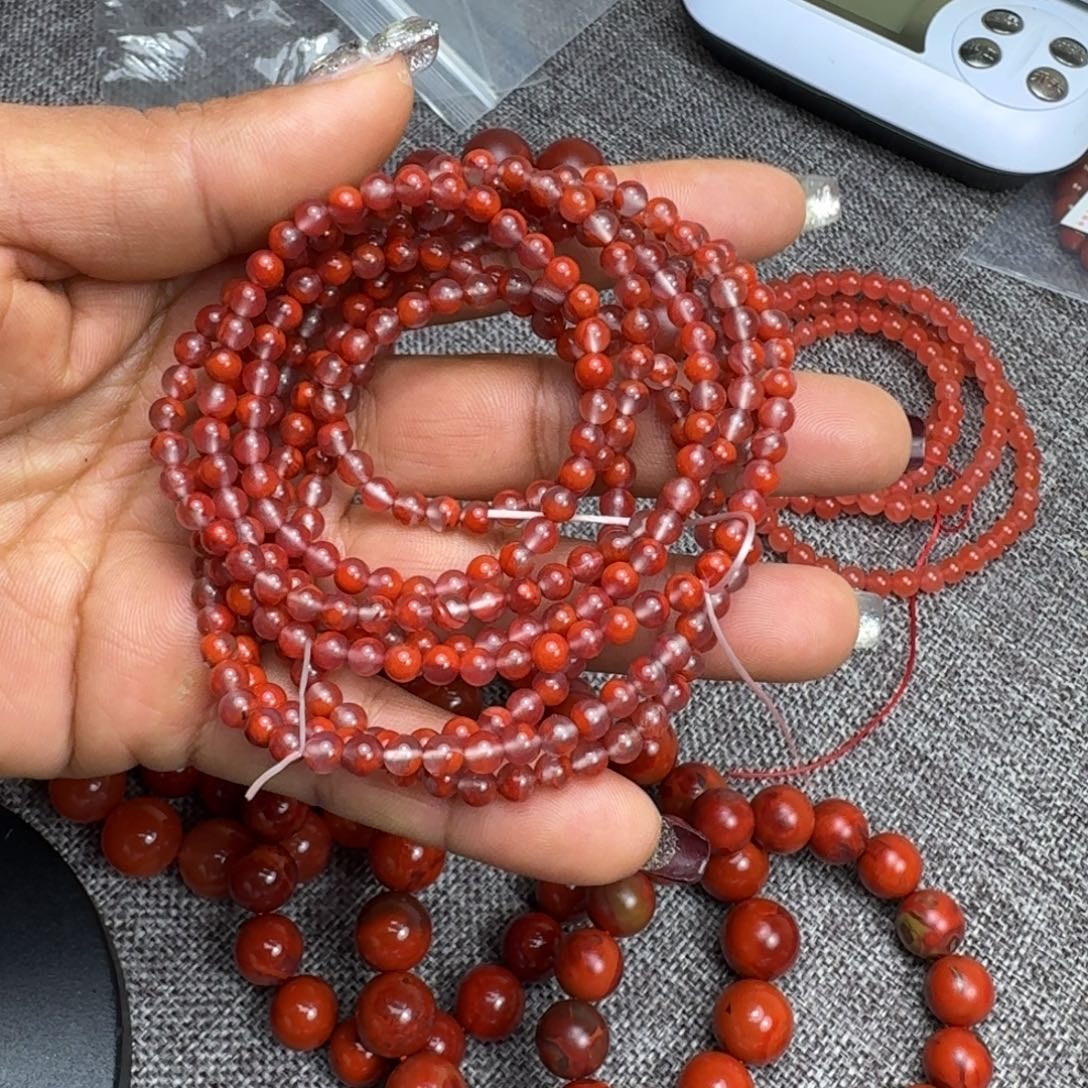 隔***王南红玛瑙未镶嵌手链