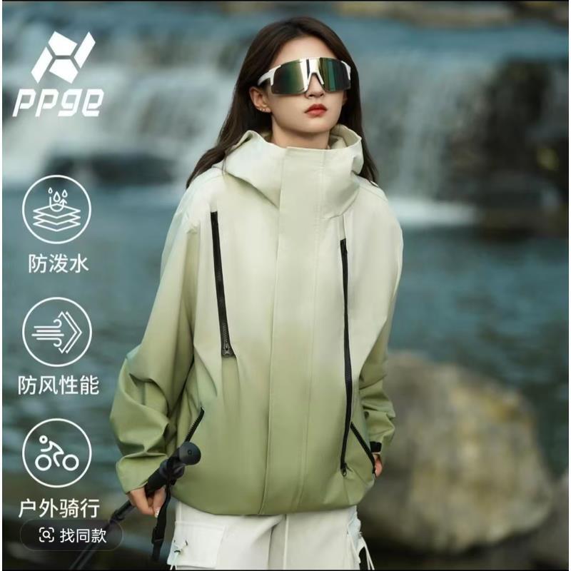 0666绿色青少年三合一潮牌软壳冲锋衣