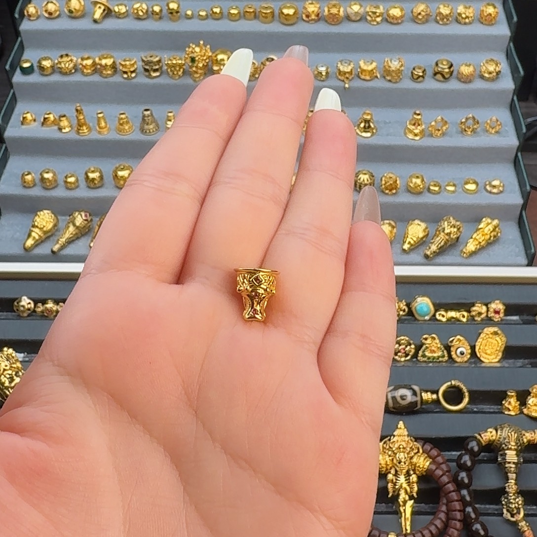 足银合成立方氧化锆