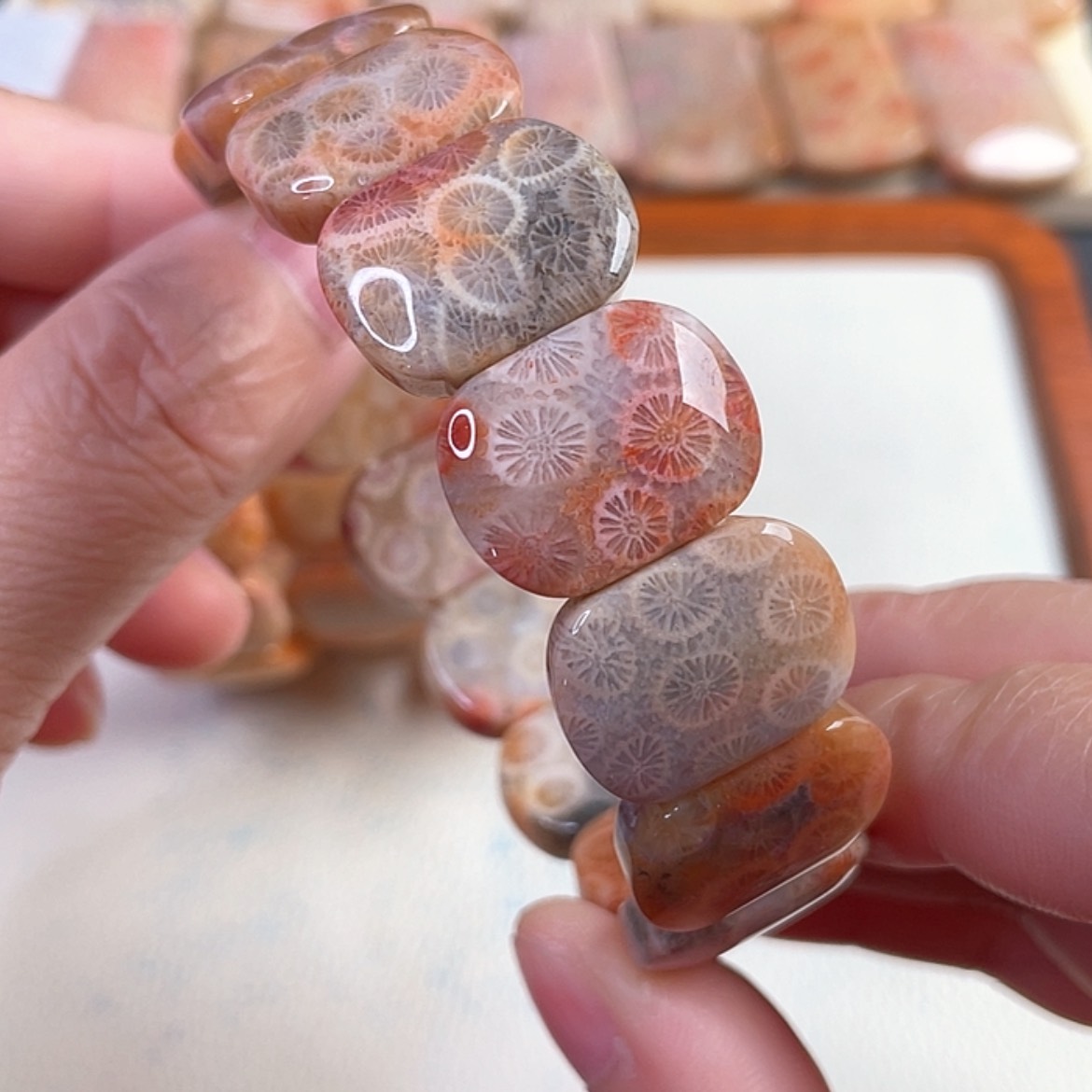 【闪购商品】硅化玉颈饰未镶嵌坚**敢