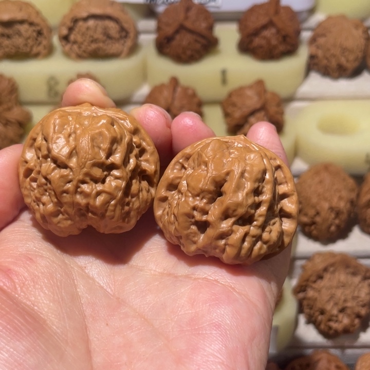 【闪购商品】文玩核桃把件蛤蟆头