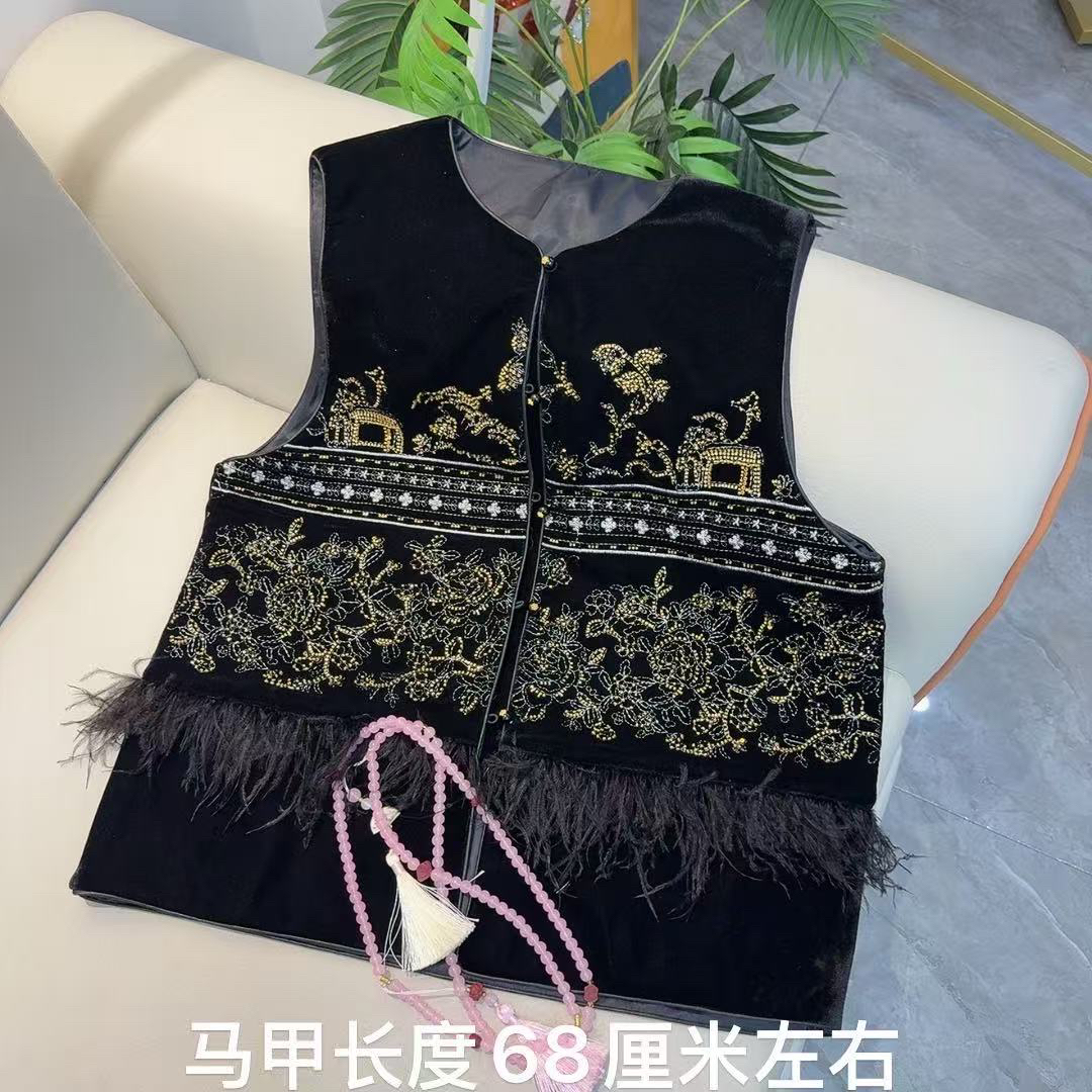 胖妹妹新中式国风图腾马夹宽松大码唐装中式时尚设计秋冬靓丽搭配