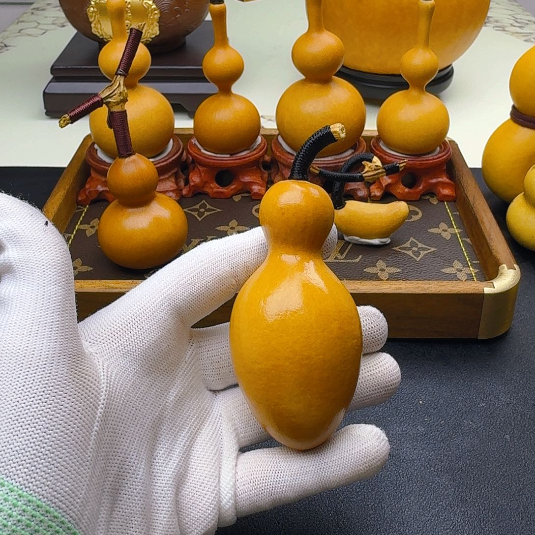 欢***怀大叶紫檀（黑酸枝木类）