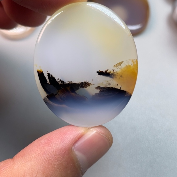 玛瑙/玉髓未镶嵌颈饰小*姐